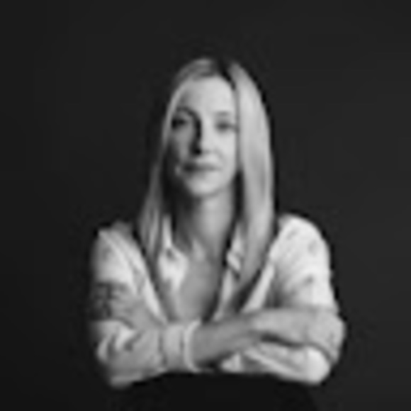 Meet your Posher, Amanda - Picture 1 of 1